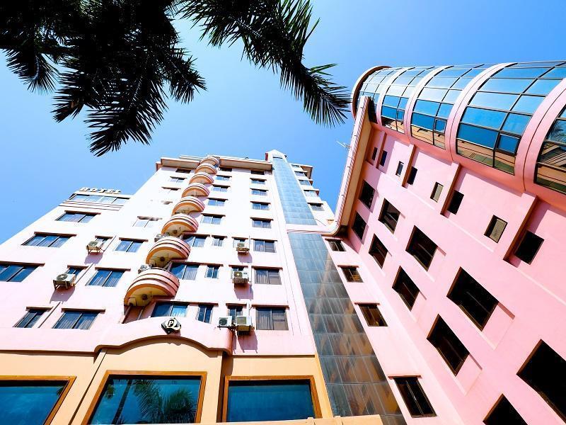 Queen'S Park Hotel Янгон Екстер'єр фото